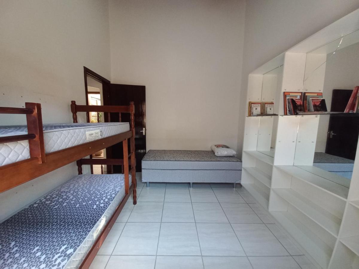 Ampla E Aconchegante Casa